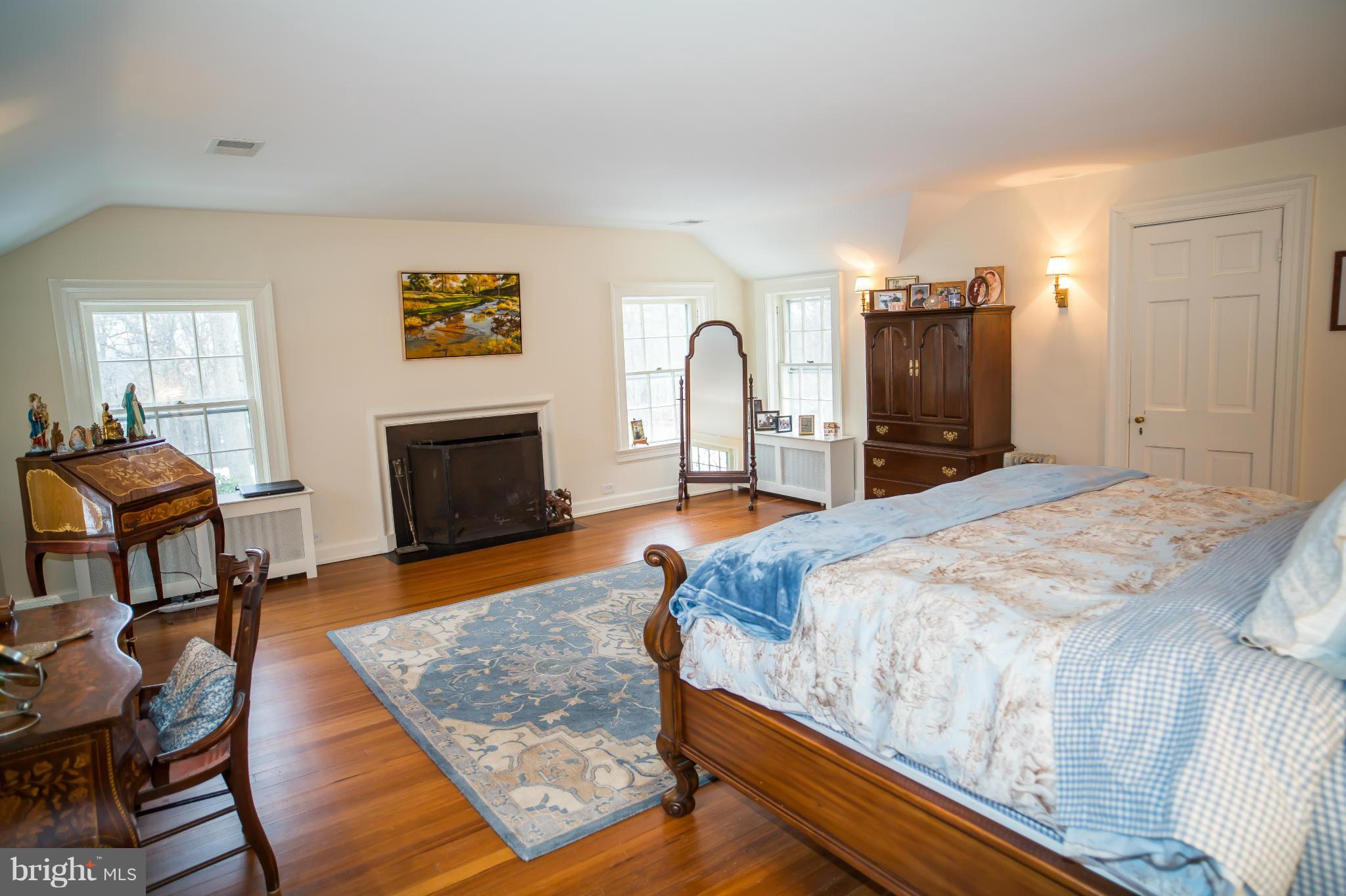 1714 Zulla Road Middleburg, VA 20117 - Photo 18 of 30 Bedroom (Master)