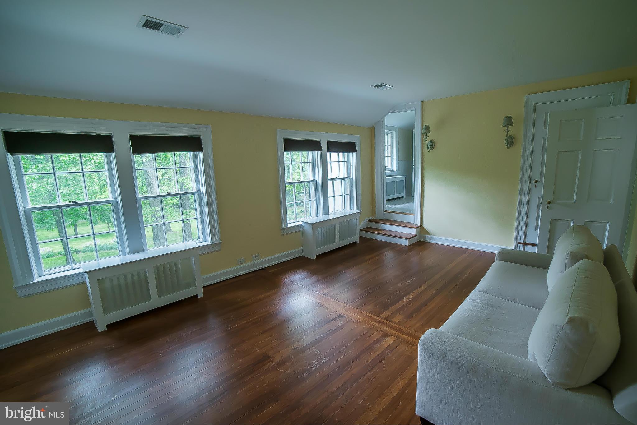 1714 Zulla Road Middleburg, VA 20117 - Photo 20 of 30 Bedroom