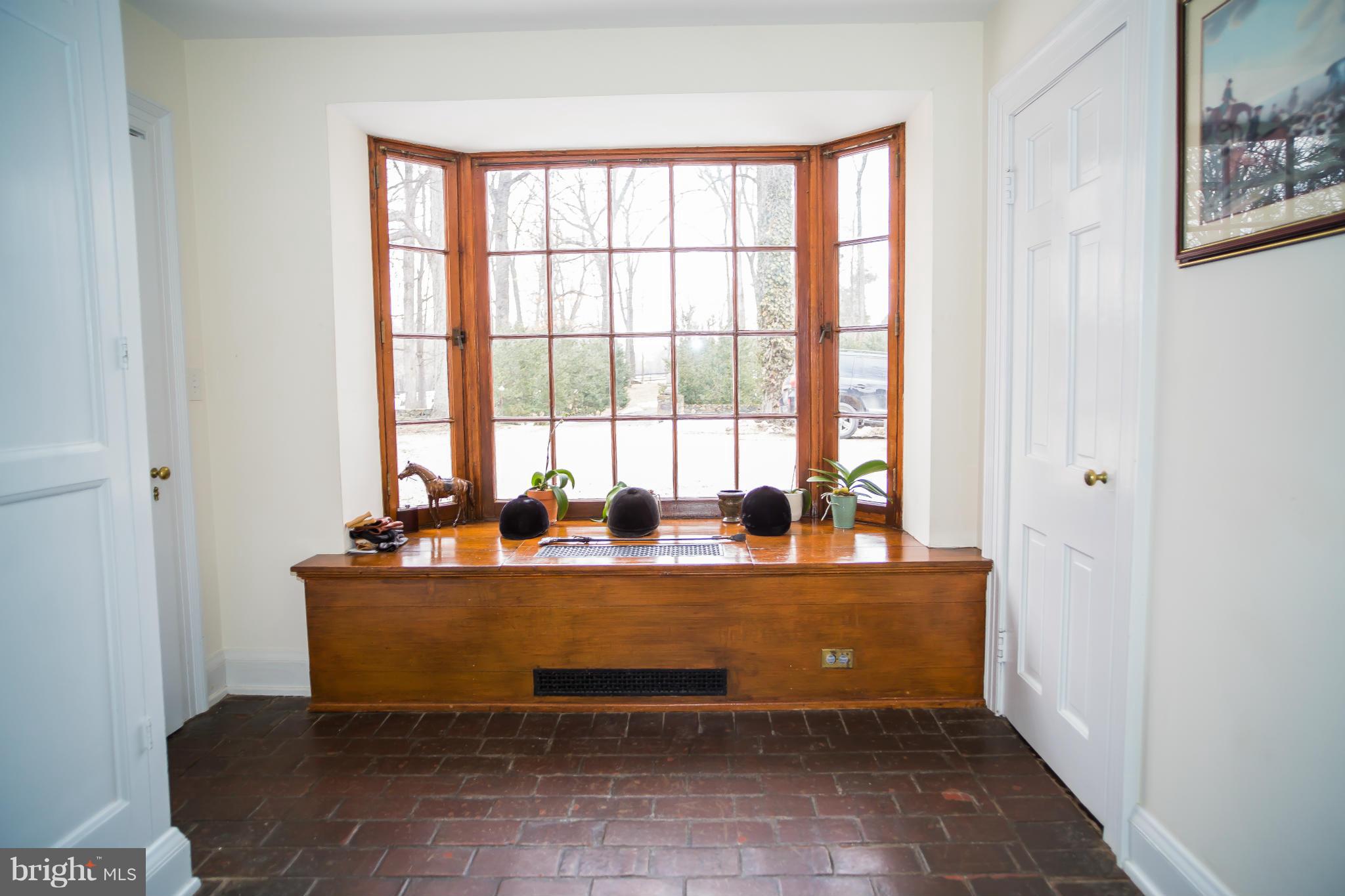 1714 Zulla Road Middleburg, VA 20117 - Photo 9 of 30 Interior (General)