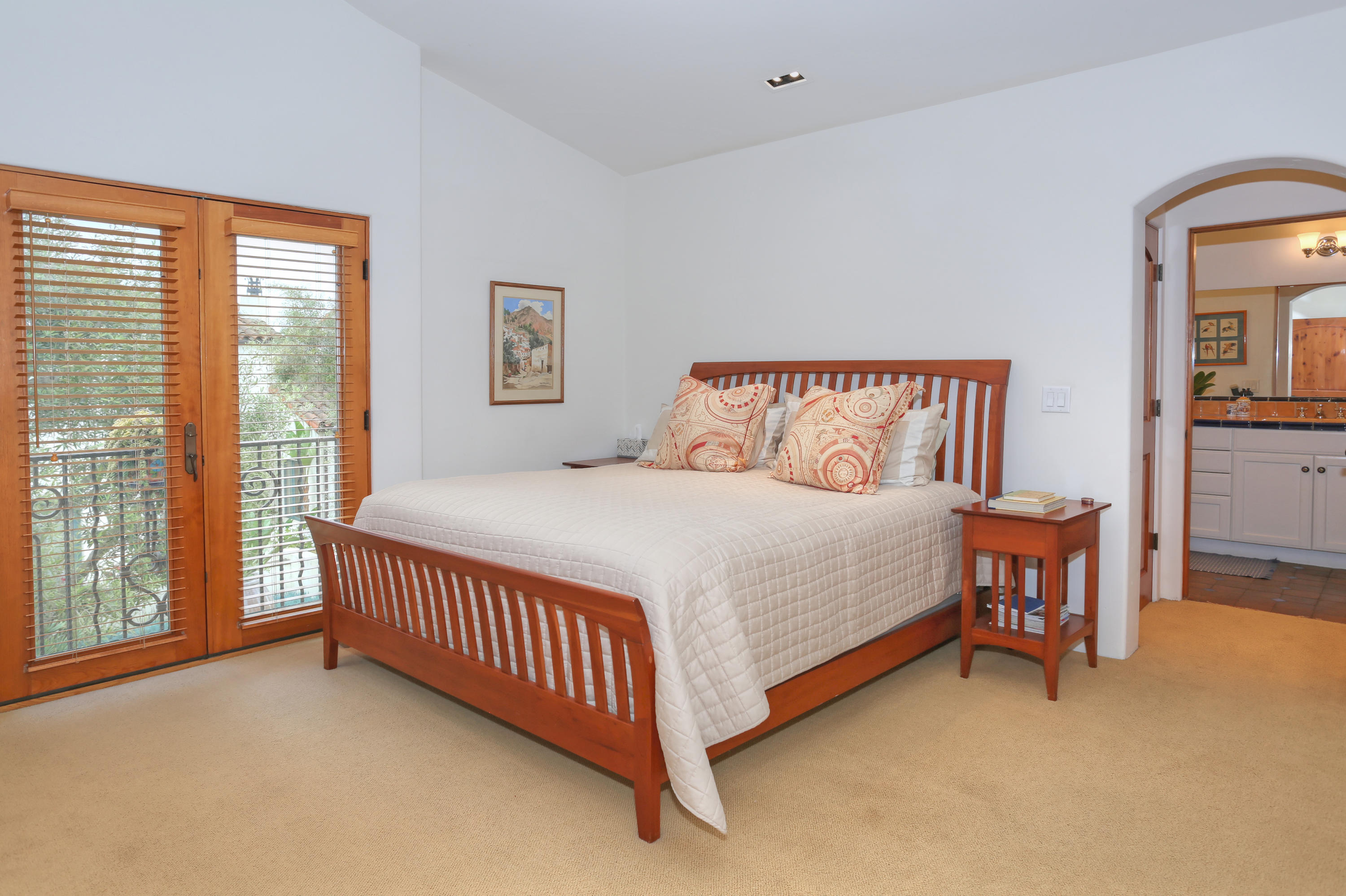 1011 Rinconada Road, Unit A Santa Barbara, CA 93101 - Photo 8 of 23 Master bedroom