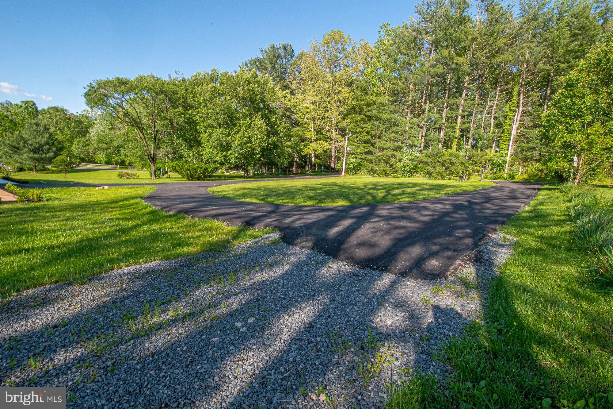 147 Rollins Ford Road Amissville, VA 20106 - Photo 35 of 73 New Circular Driveway