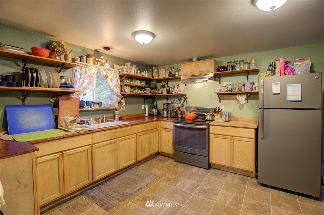 2221 East Hoquiam Road Hoquiam, WA 98550 - Photo 15 of 38 Gallery Image 15