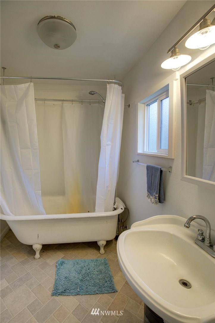 2221 East Hoquiam Road Hoquiam, WA 98550 - Photo 27 of 38 Gallery Image 27