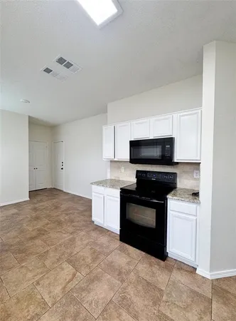 $2,495 | 835 Rockett Lane, Cedar Hill, TX 75104