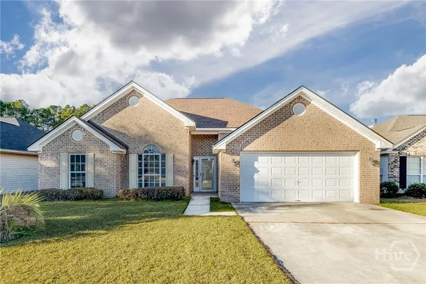 $305,000 | 10 Vineyard Haven Drive, Pooler, GA 31322