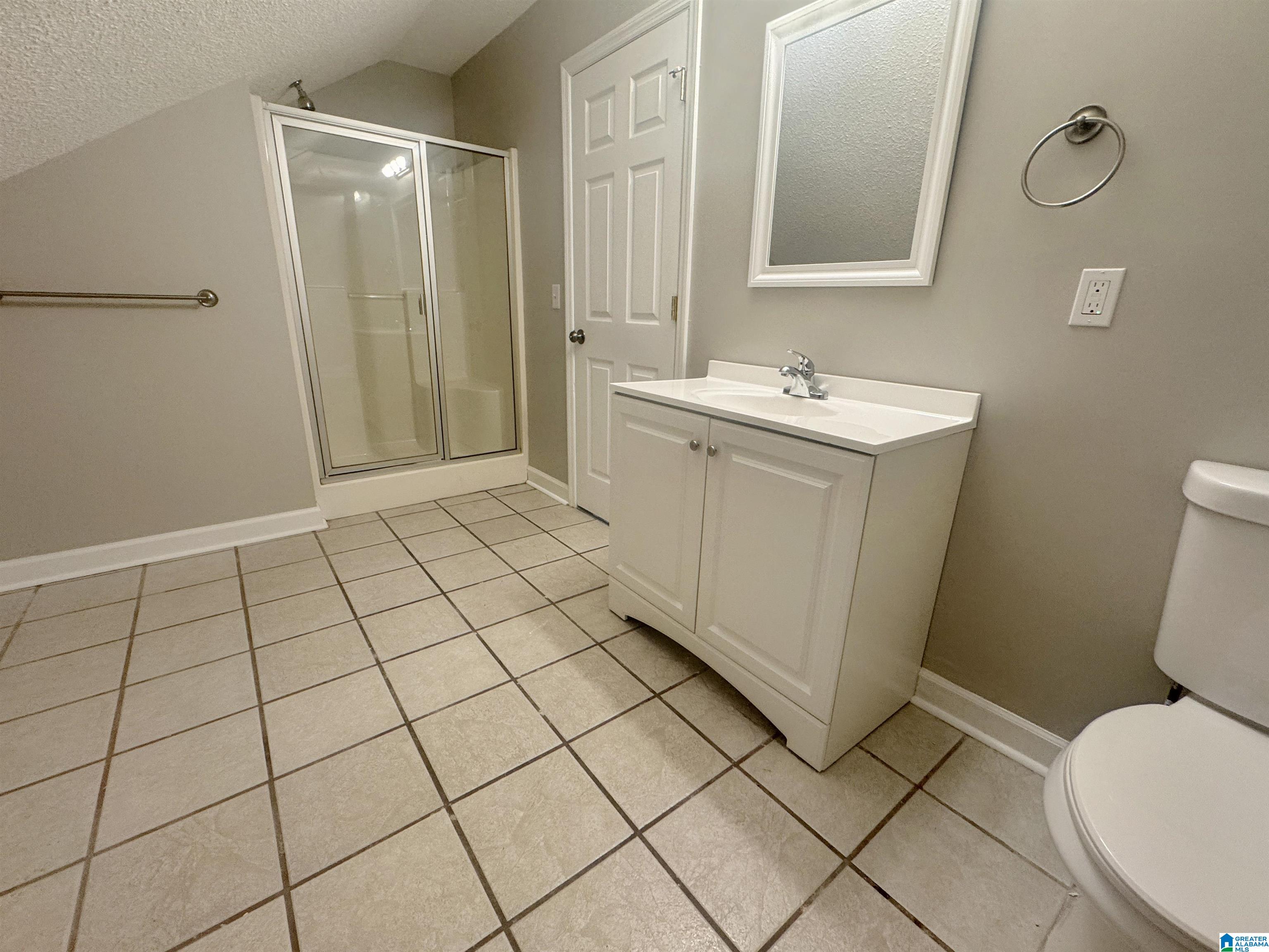 1914 Loop Road Moody, AL 35004 - Photo 37 of 46