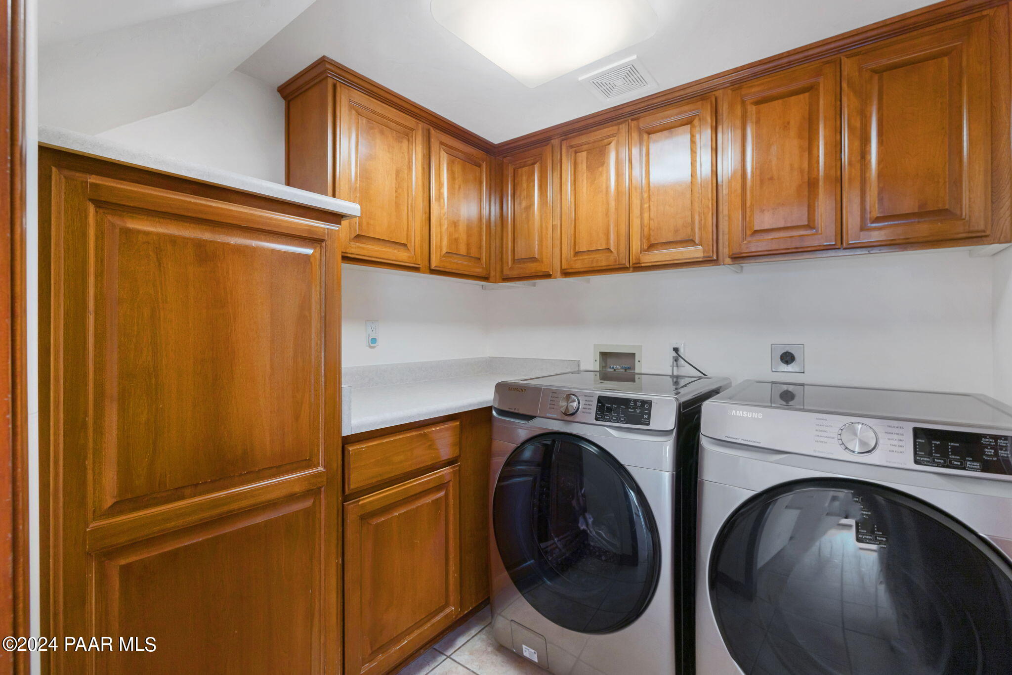 2270 Lichen Ridge Lane Prescott, AZ 86303 - Photo 24 of 47 Laundry Room