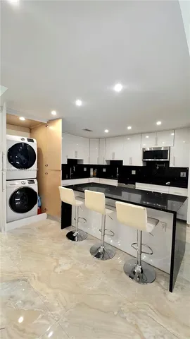 $389,457 | 620 Briarwood Circle, Unit 143, Hollywood, FL 33024