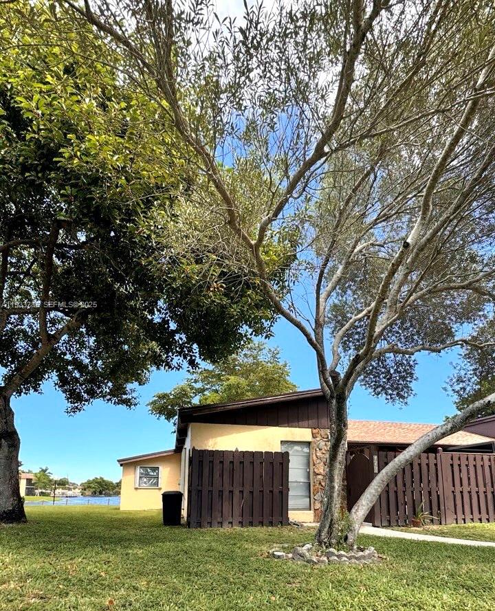 620 Briarwood Circle, Unit 143 Hollywood, FL 33024 - Photo 27 of 28