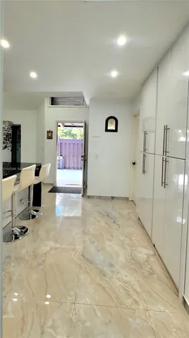 $389,457 | 620 Briarwood Circle, Unit 143, Hollywood, FL 33024