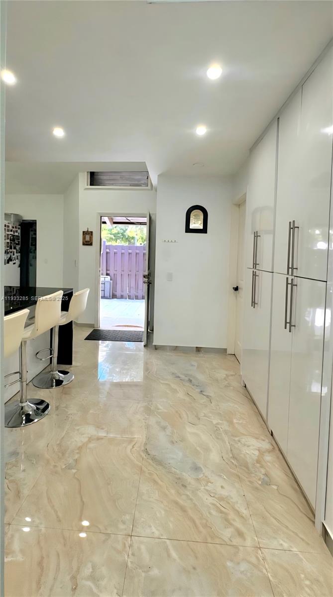 620 Briarwood Circle, Unit 143 Hollywood, FL 33024 - Photo 5 of 28