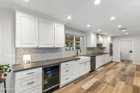 $1,250,000 | 8571 East Vía De Encanto, Scottsdale, AZ 85258