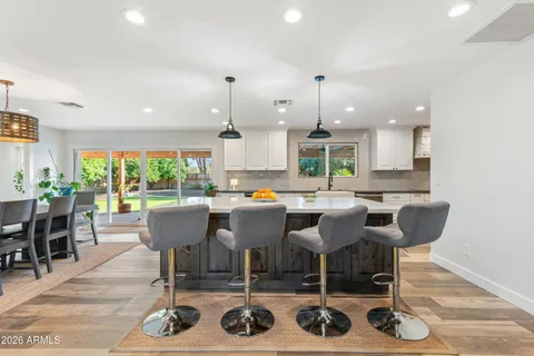 $1,250,000 | 8571 East Vía De Encanto, Scottsdale, AZ 85258