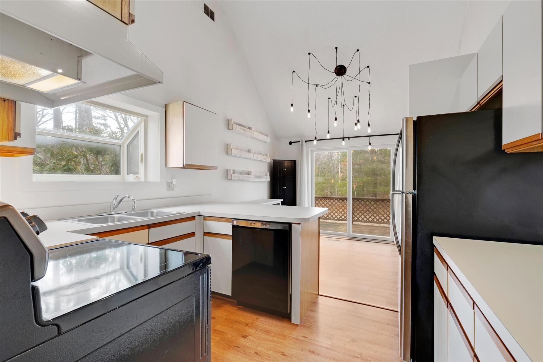 113 Shellback Way, Unit 113 Mashpee, MA 02649 - Photo 7 of 32 13-MG_2489-r