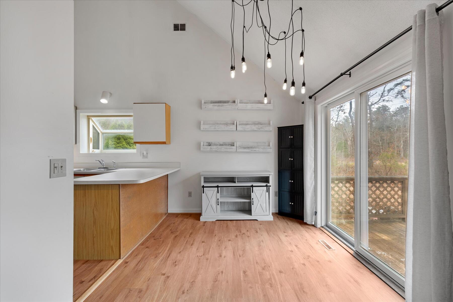 113 Shellback Way, Unit 113 Mashpee, MA 02649 - Photo 10 of 32 21-MG_2508-r