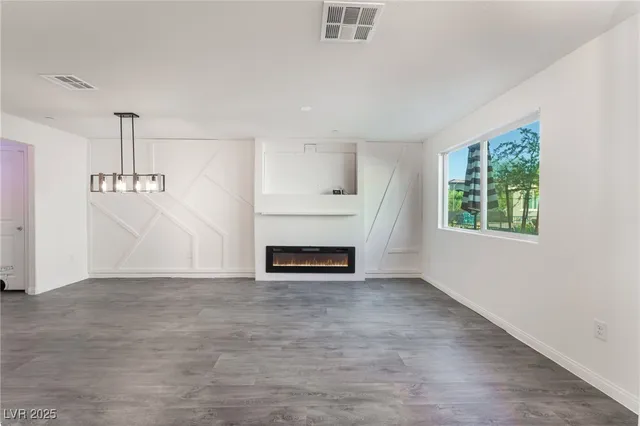 $299,000 | 6811 Sage Gold Court, North Las Vegas, NV 89086