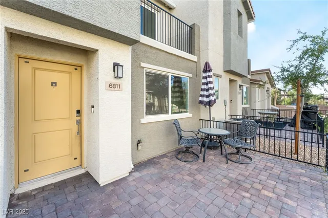 $299,000 | 6811 Sage Gold Court, North Las Vegas, NV 89086