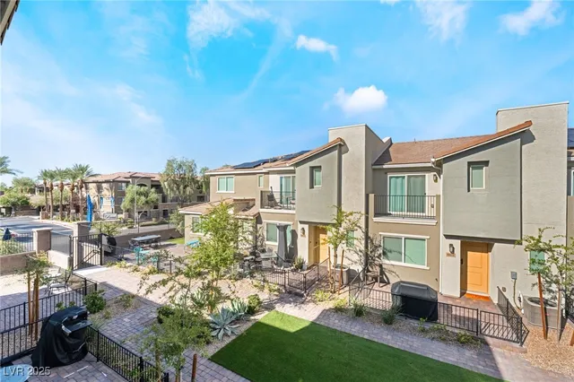 $299,000 | 6811 Sage Gold Court, North Las Vegas, NV 89086