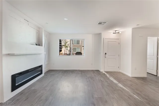 $299,000 | 6811 Sage Gold Court, North Las Vegas, NV 89086