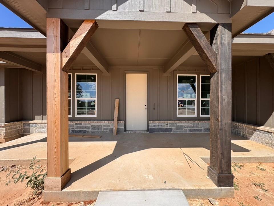 205 Oak Grv Way Springtown, TX 76082 - Photo 5 of 18 Gallery Image 5