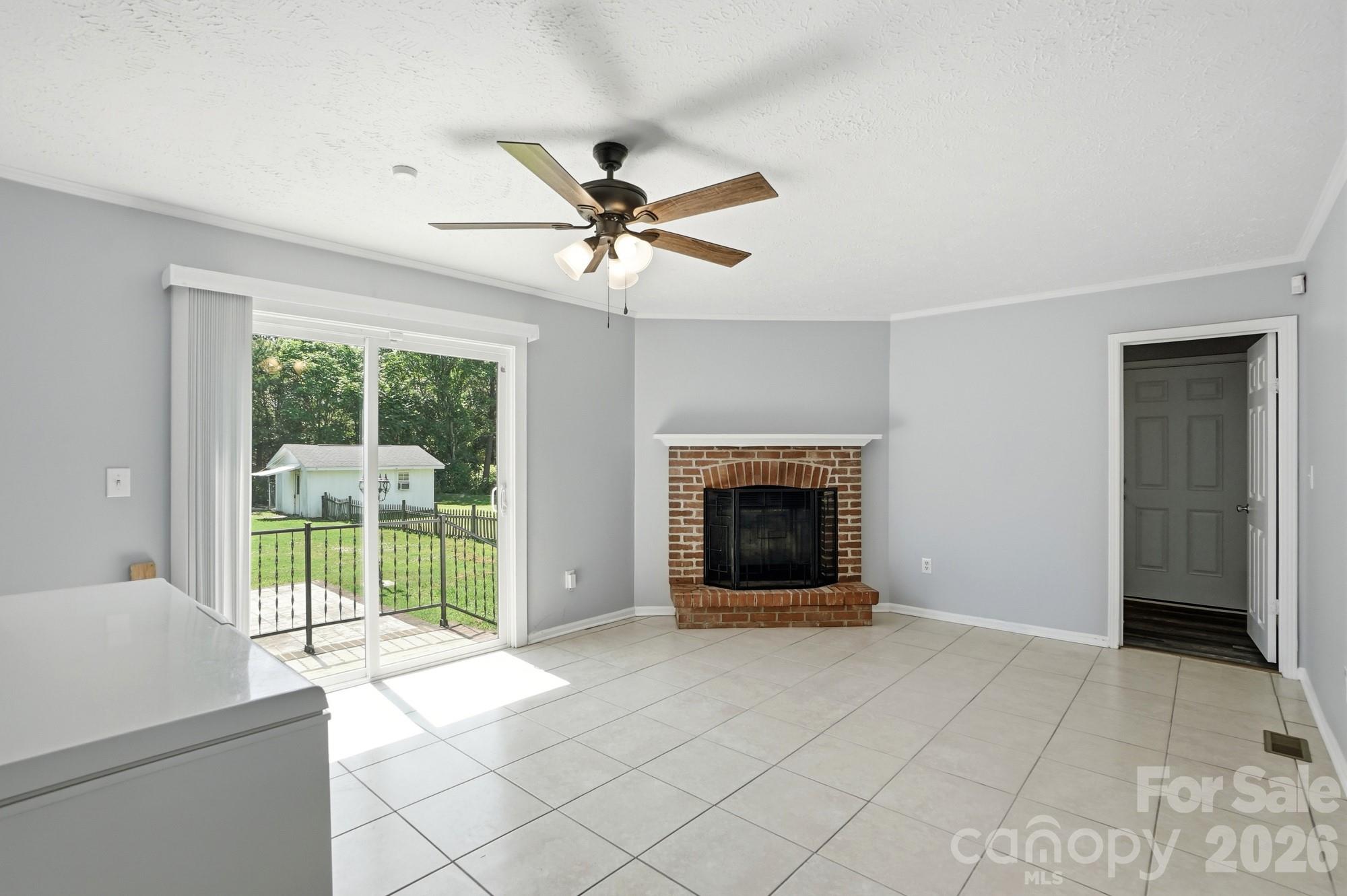 288 Farris Road Clover, SC 29710 - Photo 16 of 41