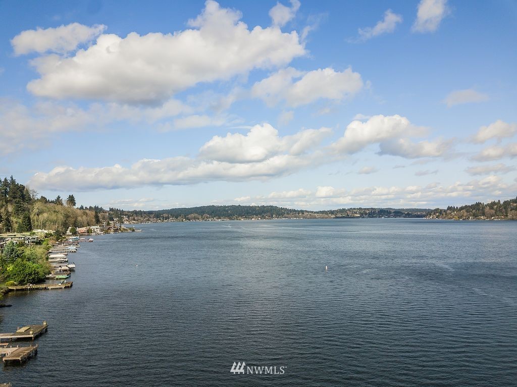 13242 Riviera Place Northeast Seattle, WA 98125 - Photo 35 of 40