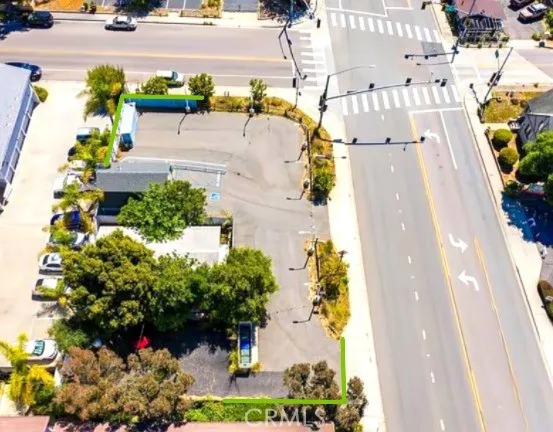 $1,100,000 | 408 North Pico Avenue, Fallbrook, CA 92028