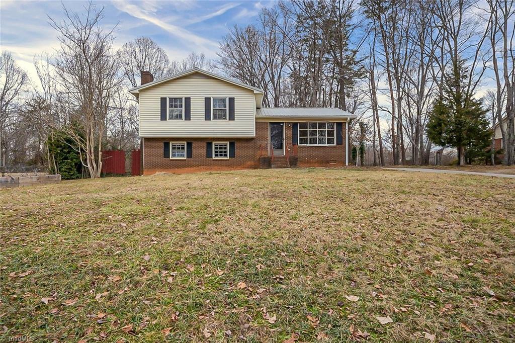 711 Shellhabour Boulevard Rural Hall, NC 27045 - Photo 1 of 17 Gallery Image 1