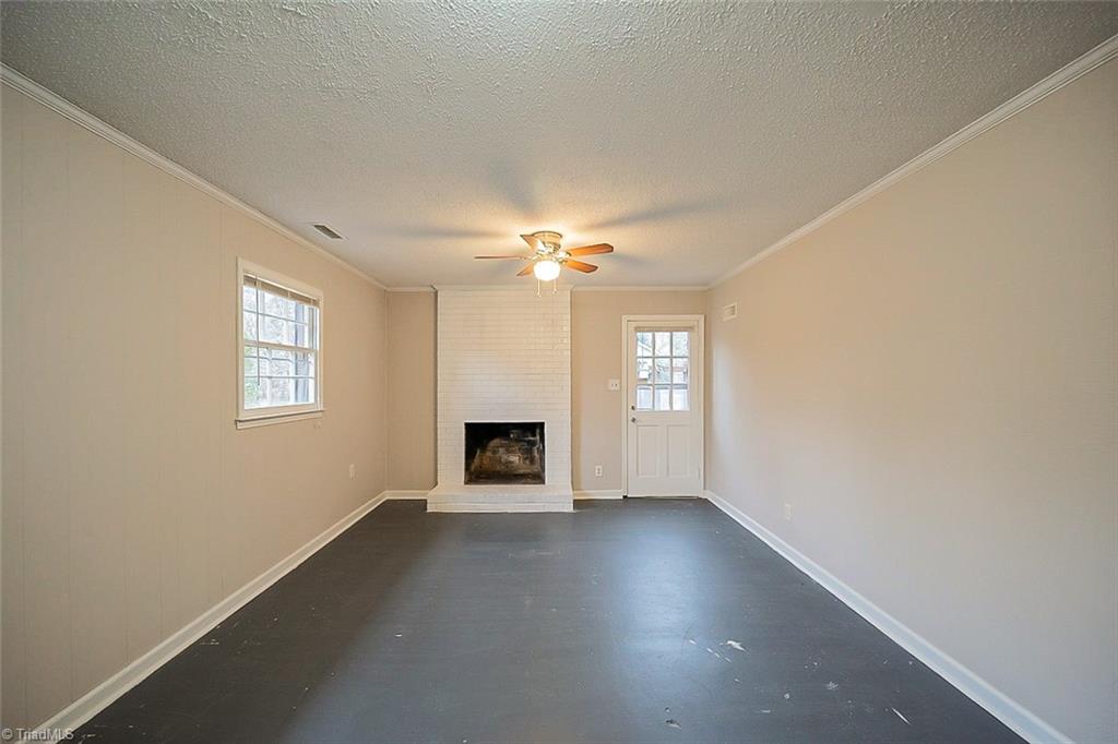 711 Shellhabour Boulevard Rural Hall, NC 27045 - Photo 3 of 17 Gallery Image 3