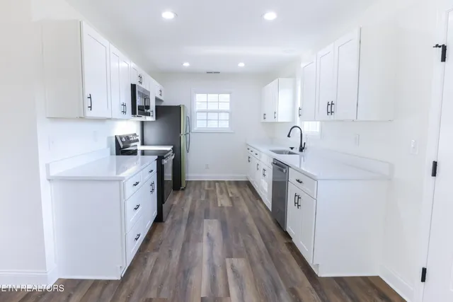 $349,900 | 105 Ken Lewis Way, Maryville, TN 37801