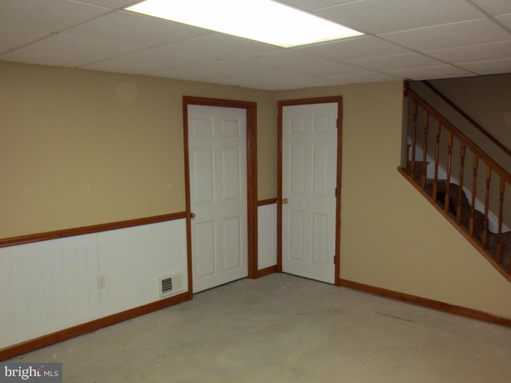 352 Dohner Drive Lancaster, PA 17602 - Photo 14 of 16