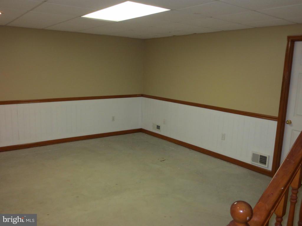 352 Dohner Drive Lancaster, PA 17602 - Photo 15 of 16