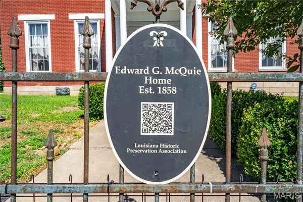 $595,000 | 405 North 3rd Street, Louisiana, MO 63353