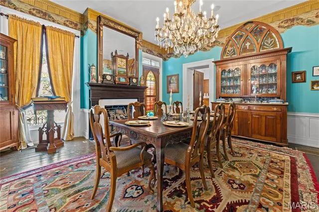 $799,000 | 405 North 3rd Street, Louisiana, MO 63353