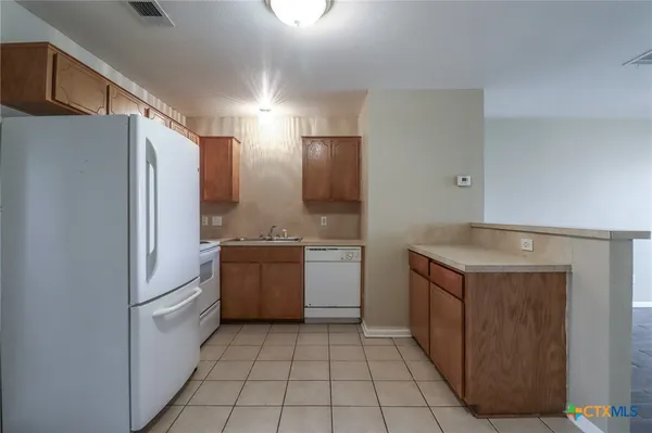 $950 | 807 Leifester Circle, Unit B, Killeen, TX 76542