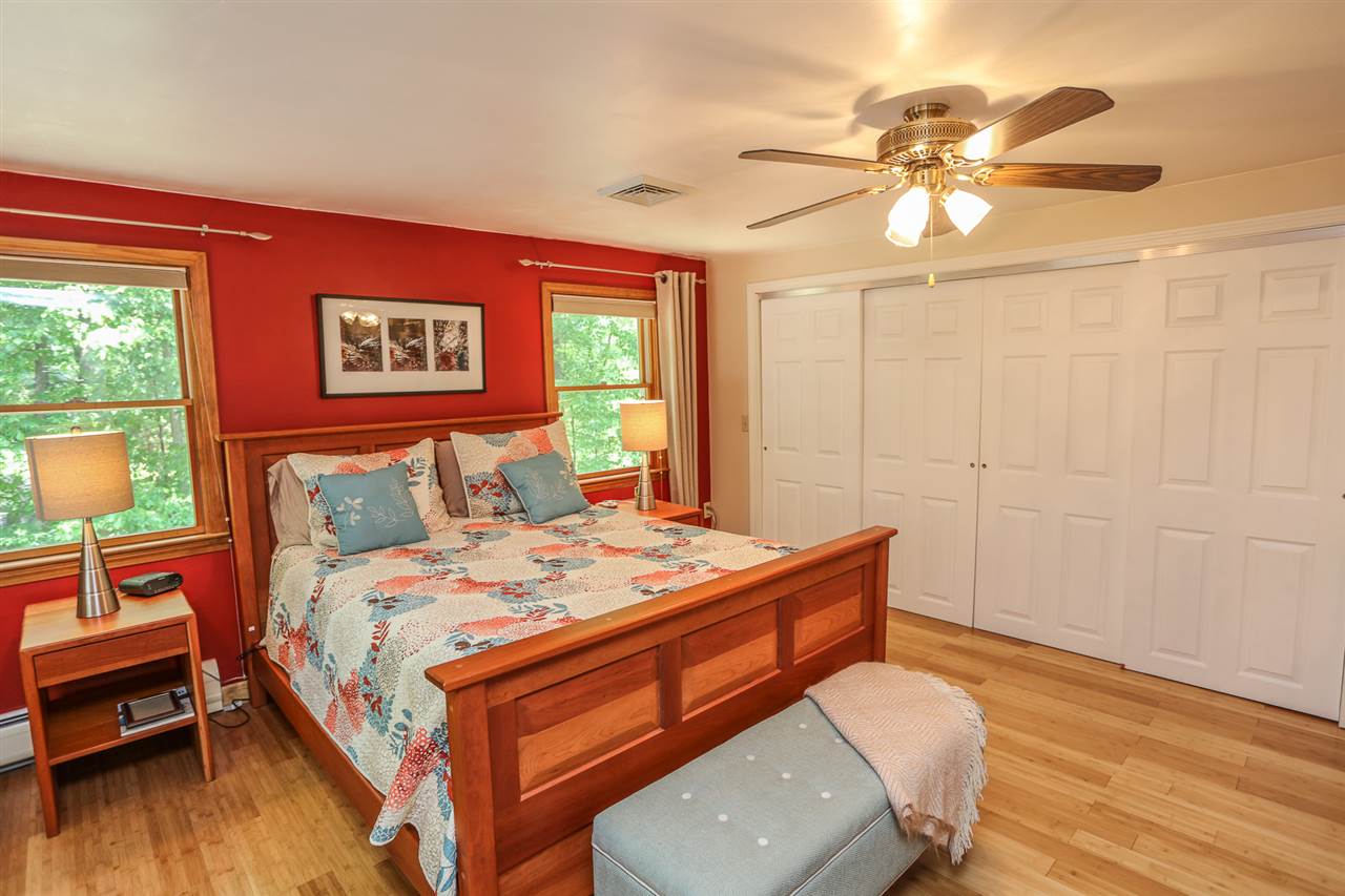96 Adams Road Londonderry, NH 03053 - Photo 21 of 31