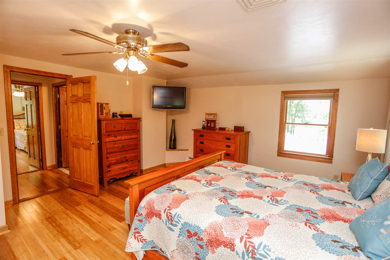 96 Adams Road Londonderry, NH 03053 - Photo 23 of 31