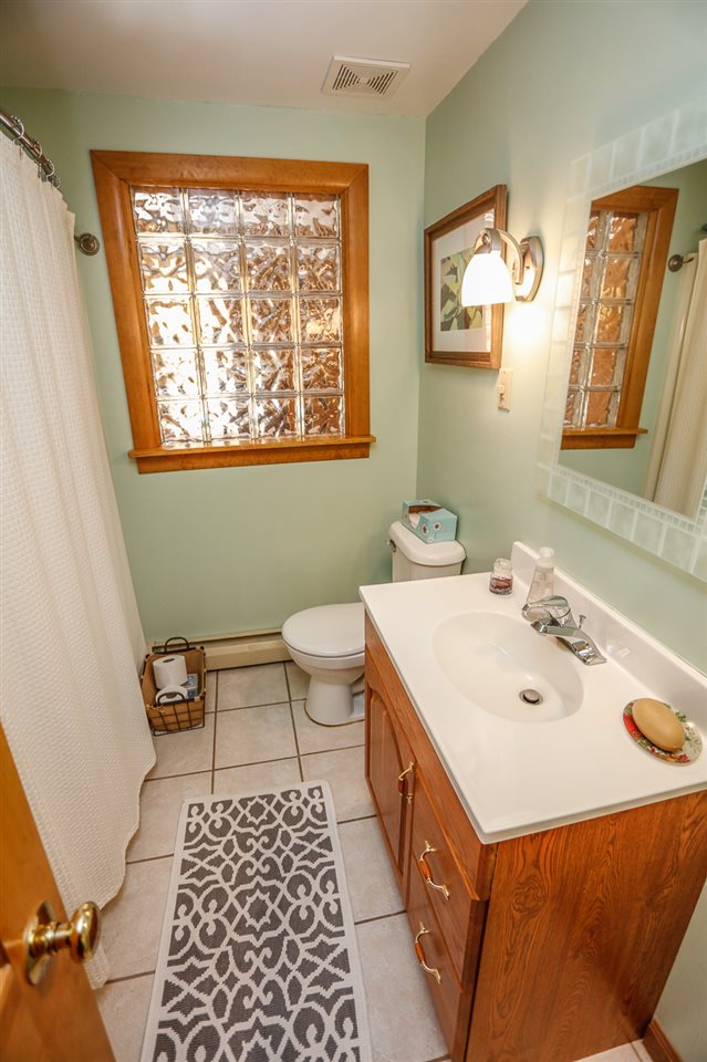 96 Adams Road Londonderry, NH 03053 - Photo 26 of 31