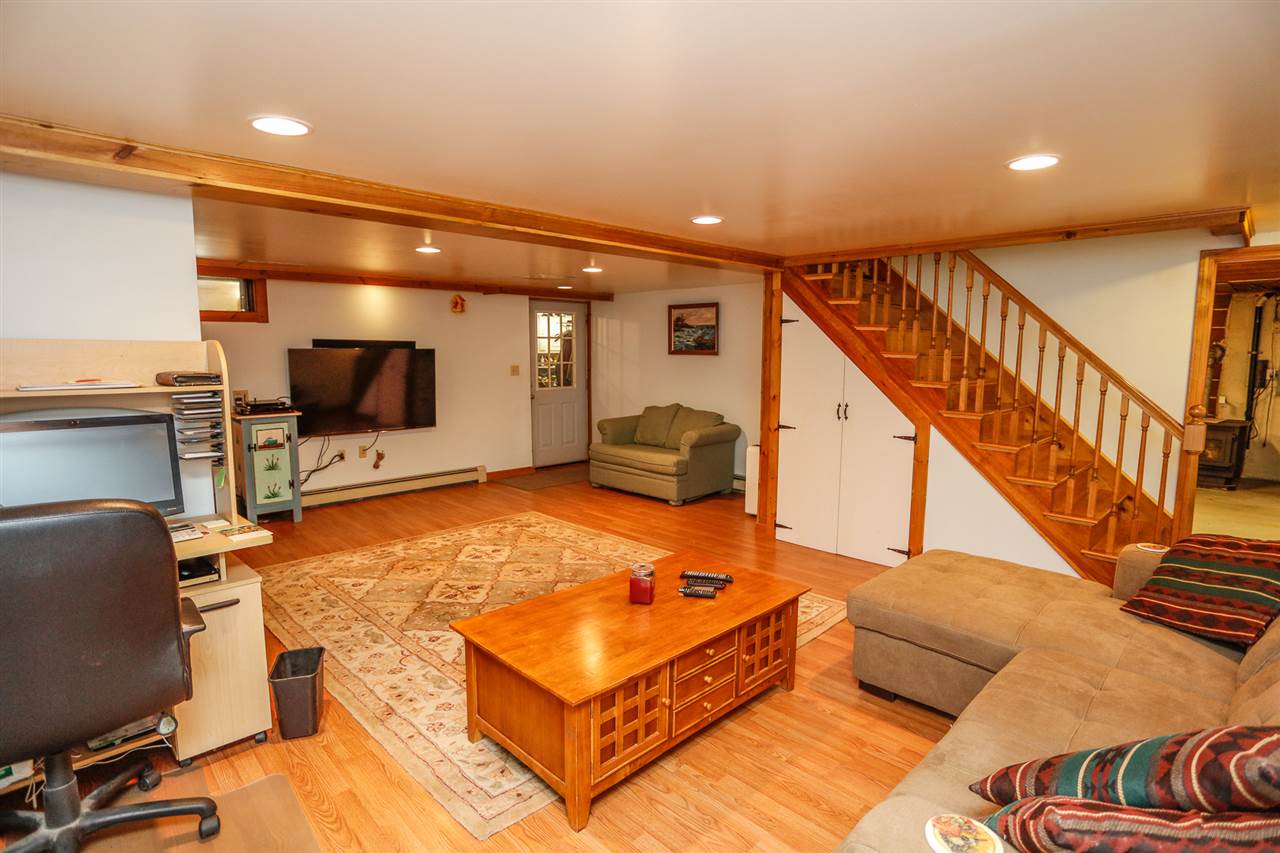 96 Adams Road Londonderry, NH 03053 - Photo 28 of 31