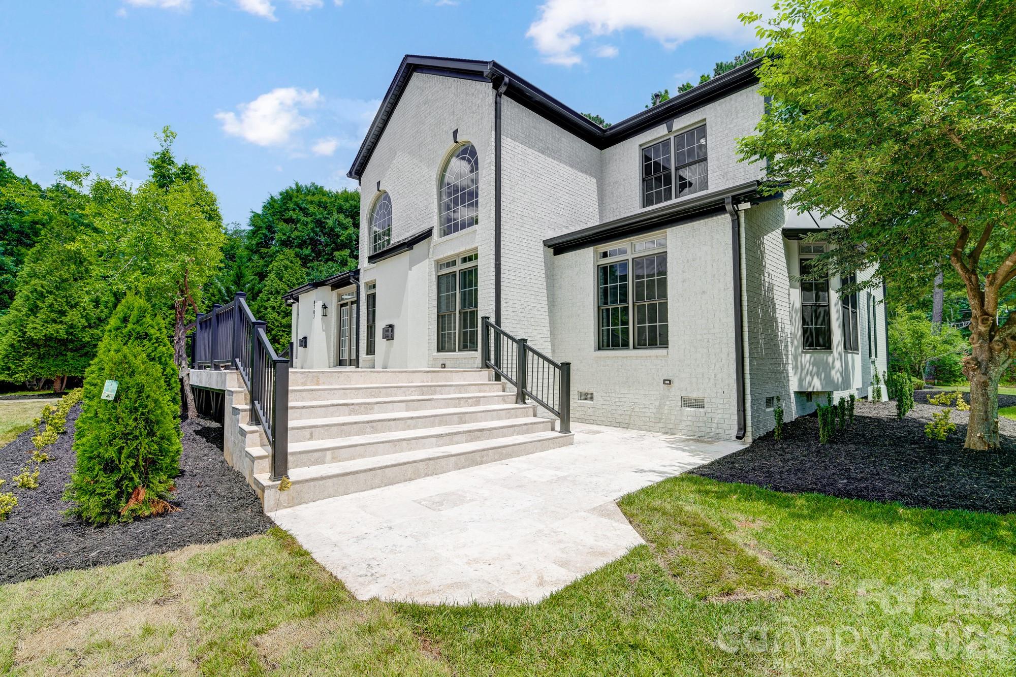 8707 Fairview Road Charlotte, NC 28211 - Photo 25 of 27