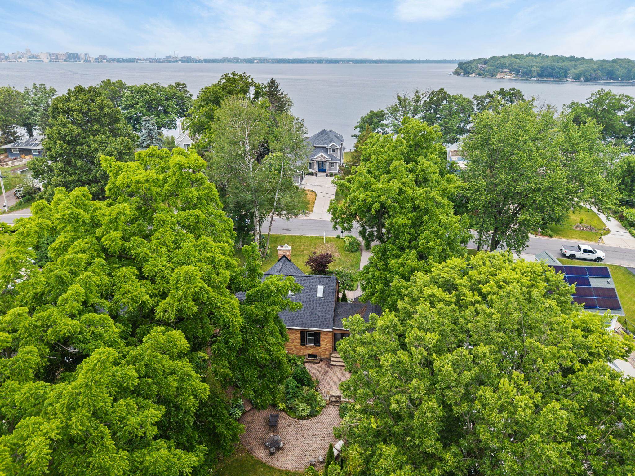 2501 Waunona Way Madison, WI 53713 - Photo 3 of 73