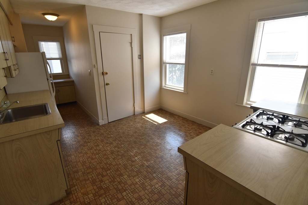 79 Euston Road, Unit 3 Boston, MA 02135 - Photo 11 of 12