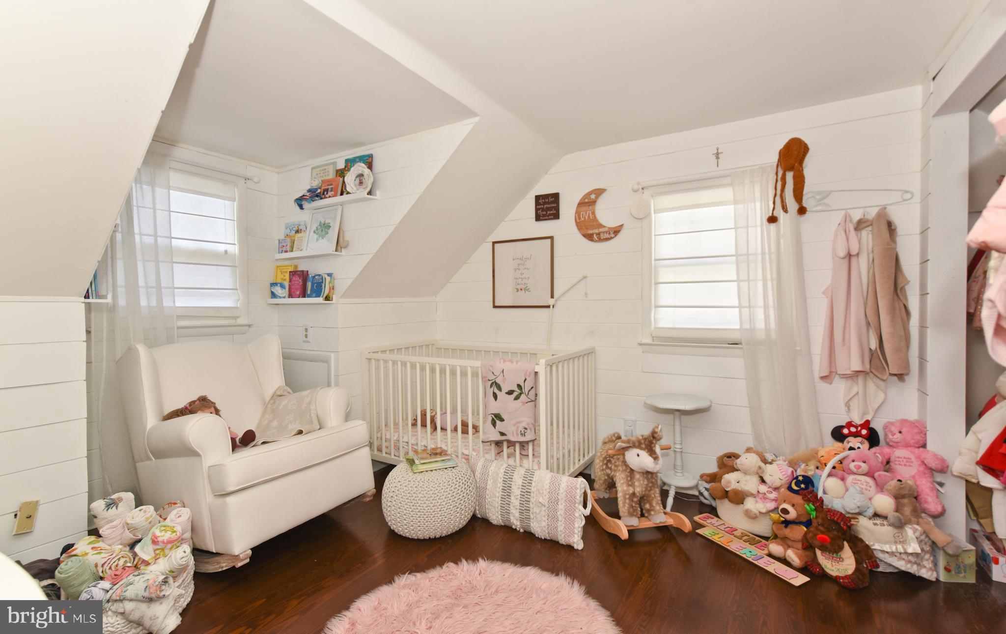 132 Roxboro Road Trenton, NJ 08648 - Photo 21 of 25 Second floor bedroom