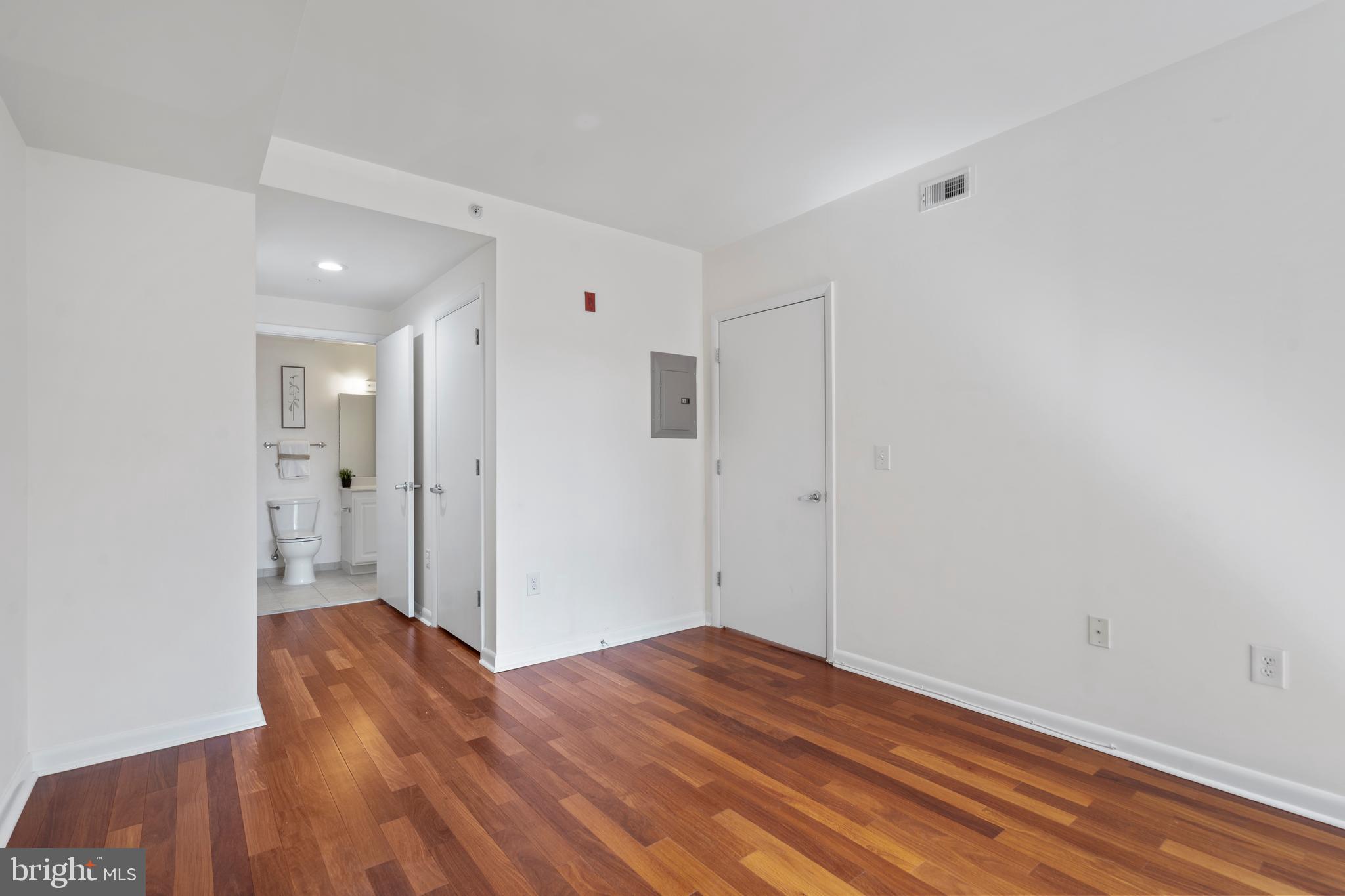 350 G Street Southwest, Unit N209 Washington, DC 20024 - Photo 20 of 41