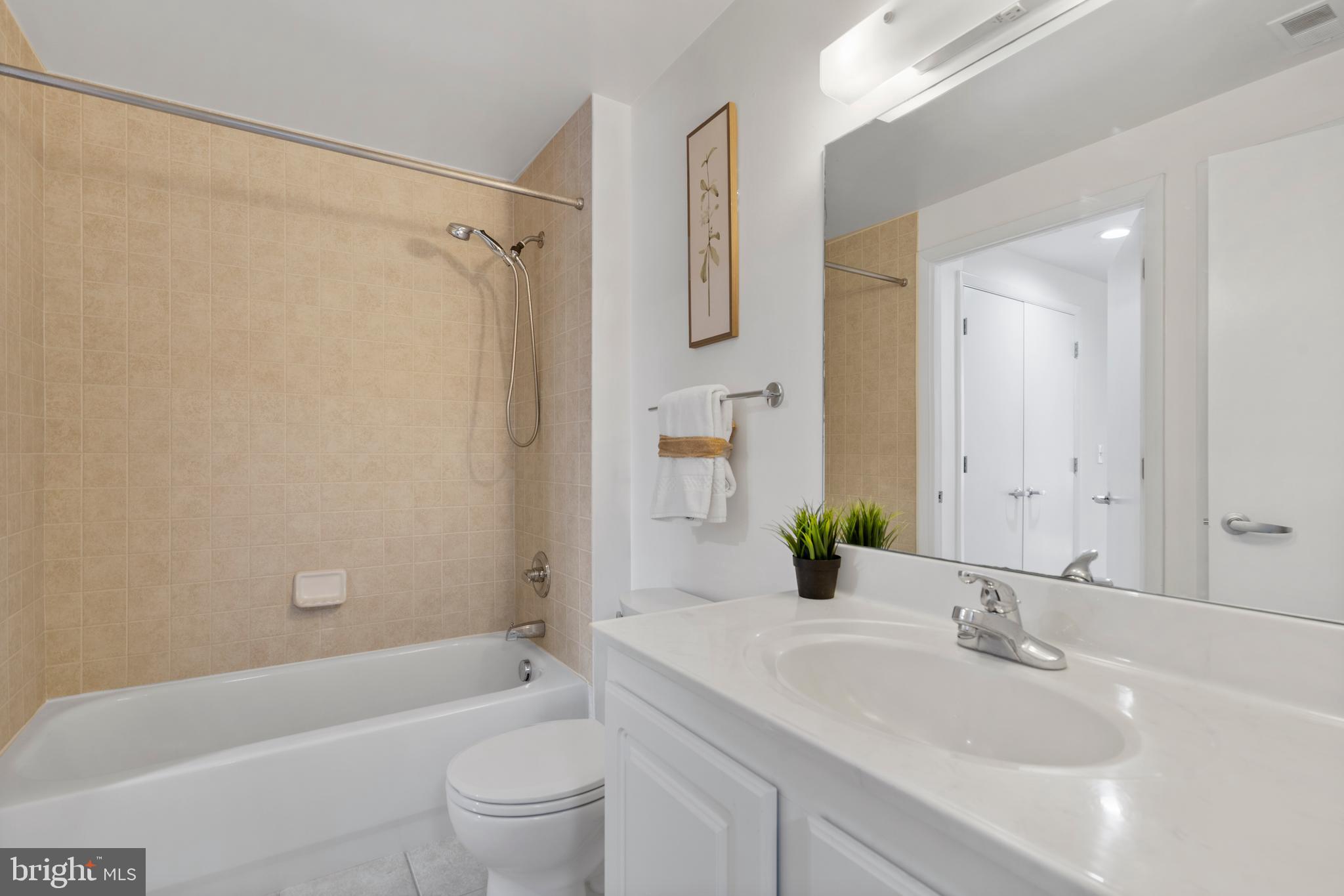 350 G Street Southwest, Unit N209 Washington, DC 20024 - Photo 22 of 41
