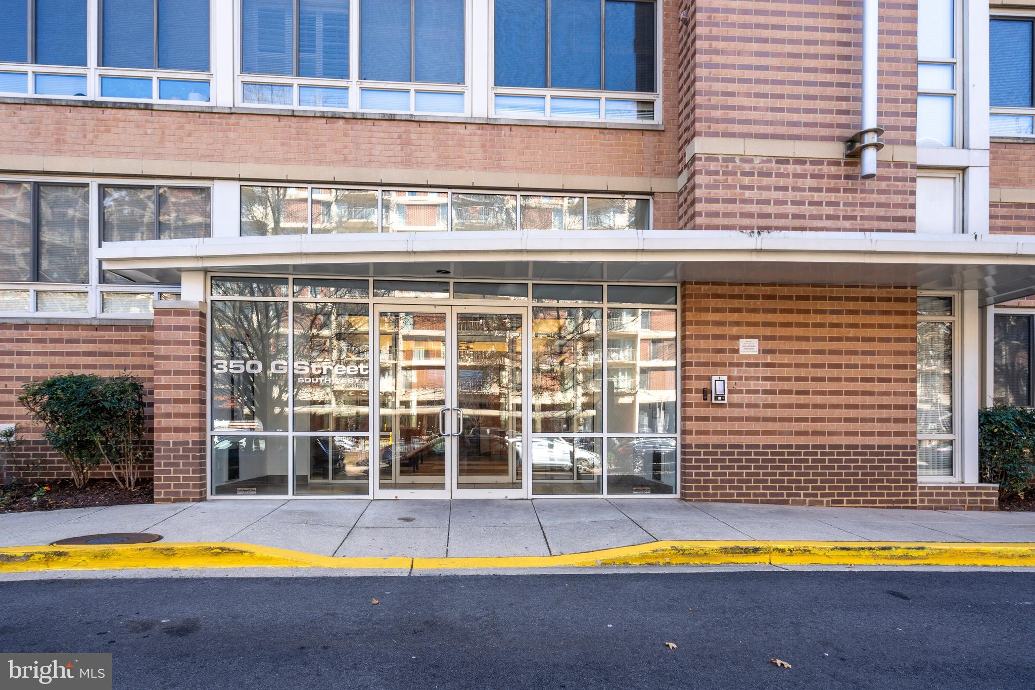350 G Street Southwest, Unit N209 Washington, DC 20024 - Photo 35 of 41