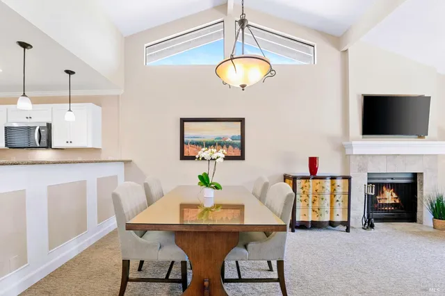 $1,020,000 | 833 Augusta Circle, Napa, CA 94558