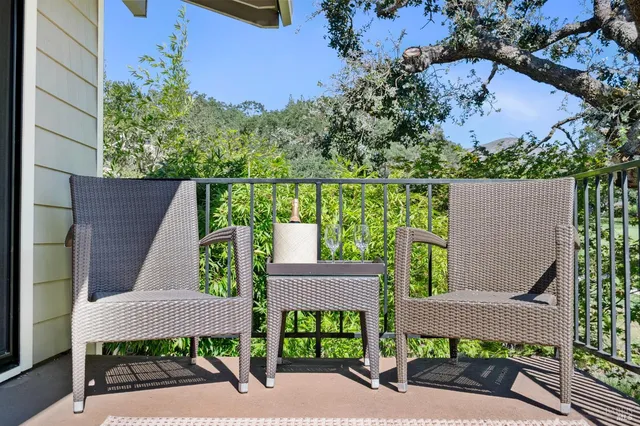 $1,020,000 | 833 Augusta Circle, Napa, CA 94558