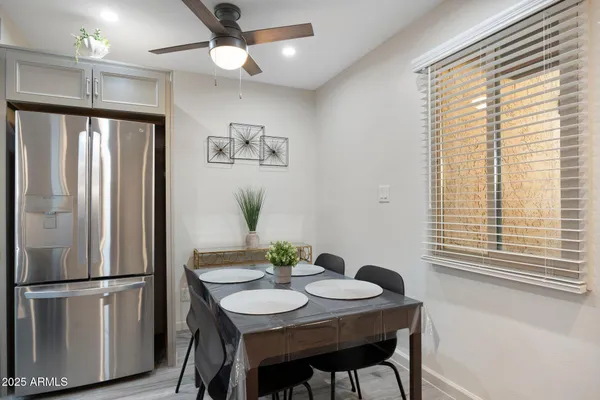 $2,400 | 948 South Alma School Road, Unit 3, Mesa, AZ 85210