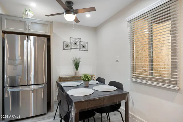 $2,400 | 948 South Alma School Road, Unit 3, Mesa, AZ 85210